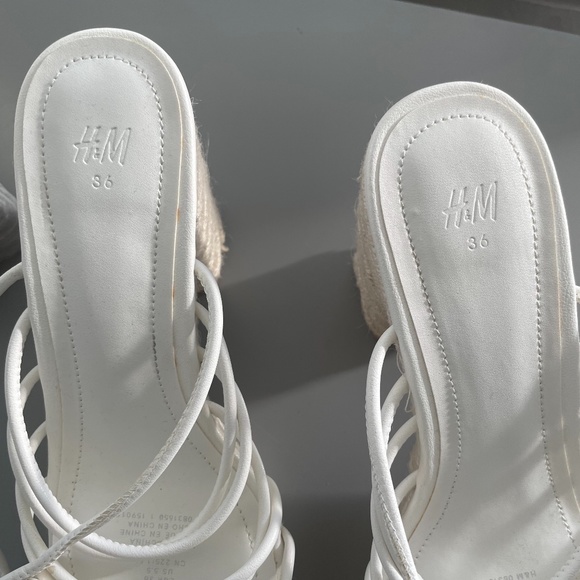 H&M Strappy Sandals - Picture 4 of 6